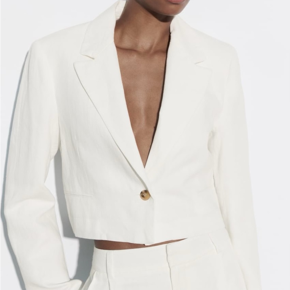 Zara White Blazer